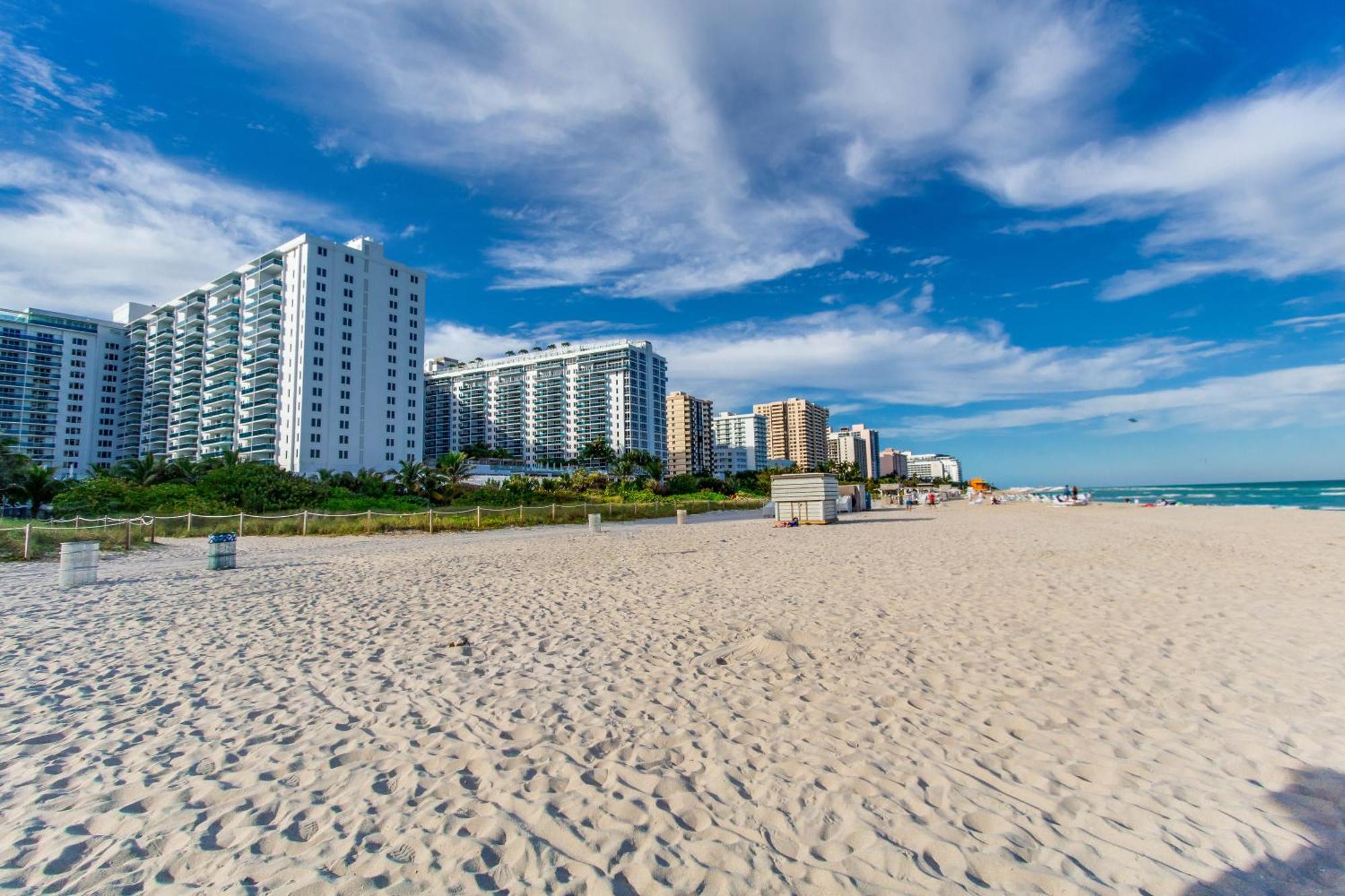 1 Hotel & Homes Miami Beach Oceanfront Residence Suites By Joe Semary Exterior photo